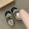 Saia Combinada com Sapatos de Couro Versáteis Estilo College, Sapatos Peludos, Sapatos Doces de Algodão Pelúcia Outono e Inverno, Sapatos Mary Jane 2025