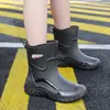 Nuevas botas de lluvia estilo japonés de media pantorrilla para mujer, zapatos de goma para uso en exteriores, botas impermeables antideslizantes, de suela gruesa, hasta el tobillo y con forro de polar, botas de lluvia cortas