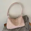 Bolsa de Axila Estilo Coreano de Comercio Exterior de Nicho para Mujer Nueva Elegante de Alto Valor Bolso de Media Luna de Mano Bolso Cruzado de Hombro Único para el Trayecto
