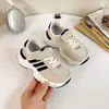 Nuevos Zapatos Deportivos de Otoño para Hombres, Mujeres y Niños Zapatos Casuales para Niños 2026 Niños Pequeños y Medianos Malla Transpirable Correr Zapatos de Papá