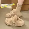 Pantuflas Peludas Antideslizantes de Suela Gruesa con Lunares Retro para Mujer, Nuevas Otoño/Invierno 2026 Zapatos Pantuflas de Algodón Cálido que Aumentan la Altura