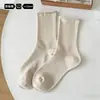 Meias femininas de algodão puro de comprimento médio para primavera e outono, combinadas com sandálias Birkenstock, estilo JK, brancas, resistentes a odores, pós-parto, meias longas sem costura