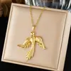 Colar Pingente de Apsaras Voando Pássaros de Alto Padrão Venda Quente Nicho Minimalista Banhado a Ouro Aço Inoxidável Tendência Decoração Feminina Corrente para Clavícula