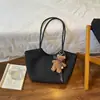 Bolso Cruzado de Gran Capacidad para Viajeros de un Solo Hombro para Mujer 2026 Otoño Nuevo Simple Color Sólido Moda Alta Apariencia Bolso Tote