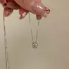 Colgante de Cara Sonriente con Pequeñas Burbujas, Collar Minimalista Redondo Versátil con Diamante para Mujer, Colgante de Cobre de Cara Sonriente de Lujo Ligero de Alto Carbono
