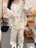 Pijama de Niña Estrellas Florales Lindas de Verano Primavera y Otoño Cuello Redondo Manga Larga Conjunto de Dos Piezas Dormitorio Estudiantil Ropa de Casa