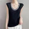 Lã Fina 2026 Outono e Inverno Nova Blusa Base de Tricô Feminina Gola U com Strass Slim Fit Manga Curta Sem Mangas