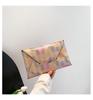 Bolsa Sobre 2025 Primavera Nuevo Estilo Diseño Pequeño Simple y Elegante Bolso de Mano Clutch Personalizado Minimalista Bolso de Noche para Mujer
