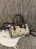 Bolso de concha de lunares de estilo coreano de moda, nicho de lujo ligero, nuevo modelo 2026, bolso de hombro con colores contrastantes y elegante diseño cruzado