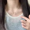 Nuevo Collar de Mariposa con Incrustaciones de Diamantes Estilo Francés Cadena de Clavícula Brillante con Diamantes de Lujo Nicho Ola de Agua Collar Elegante para Mujer