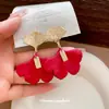 Nuevos Pendientes Acrílicos Estilo Chino Forma de Abanico Hoja de Ginkgo Pendientes de Lujo Ligero Sensación de Alta Gama para Mujer Moda de Diseño de Nicho Joyería para Orejas para Mujer