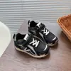 Nuevos Zapatos Deportivos Casuales de Suela Suave para Niños y Niñas Otoño 2026, Antideslizantes, Bloques de Color, Versátiles Zapatos de Entrenamiento Alemanes, Zapatos Forrest Gump