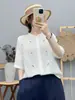 Camisa Bordada de Encaje Color Caramelo con Cuello de Gasa Artística de Doble Capa, Manga Media para Mujer, Suelta Casual de Algodón Puro C820