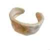 Pulsera Abierta Redonda de Acrílico Retro Europea y Americana, Simple, Moderna, Personalizada, Versátil, Diseño de Joyería para Mano de Nicho