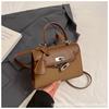 Bolsa Kelly de Sarja Texturizada Vintage Nova Coleção Primavera/Verão 2024 Simples Versátil Portátil Pequena Quadrada Bolsa Transversal da Moda