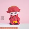 Nueva figura de resina estilo sudadera, moderna y linda, adecuada para decoración de coche, decoración de oficina y adorno de escritorio