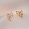 Aretes para Mujer, Aretes de Flor Corazón con Circonita Micro-pavimentada de Cobre, Nueva Moda de Nicho, Diseño Simple, Joyería de Temperamento y Versátil