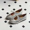 Mollykiki Sapatos Baixos Vazados Estilo Retrô Francês 2026 Verão Novo Sapatos Casuais com Cadarço Esculpido de Solado Macio