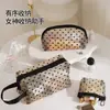 Bolsa de maquillaje de malla flocada con diseño de corazón, bolsa portátil para retoques de labial, almacenamiento de viaje de gran capacidad, neceser ampliado