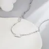 Collar plateado de doble capa para mujer con colgante cuadrado, cadena para la clavícula, nuevo accesorio de cuello de lujo ligero de moda, nicho, alta gama