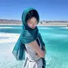 Bufanda chal floral azul oscuro artístico, bufanda de seda ligera y transpirable para viajar, creando un look atmosférico, bufanda larga de gasa de algodón y lino para mujer