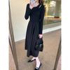 Otoño 2023 Nuevo estilo coreano Vestido negro pequeño de punto simple Vestido largo ajustado elástico de corte A Vestido ajustado con costuras