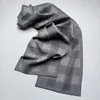 Bufanda de Cachemir Transfronteriza Otoño/Invierno 2026, Bufanda de Punto Versátil de Alta Gama, Cálida y a Prueba de Frío, a Cuadros para Hombres y Mujeres