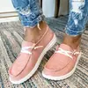 Comercio exterior 2021 nuevos zapatos de lona de gran tamaño para mujer, un pedal casual, transpirables, pequeños zapatos blancos, zapatos bajos 35-43
