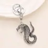 Chaveiro Pingente de Cobra Criativo Retrô Personalizado Masculino Europeu e Americano Liga de Zinco Strass Moda Pingente de Chave de Carro