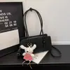 Bolsa de Gran Capacidad para Mujer, Nuevo Modelo Verano 2026, Diseño de Nicho, Bolso de Hombro Cruzado Único, Bolso de Viaje Transfronterizo de Comercio Exterior para el Brazo