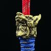 Colgante de cuchillo con cabeza de lobo de Raytheon, colgante pequeño de latón, colgante de cobre blanco personalizado, colgante de cuerda de paraguas tejida, colgante de llavero, colgante pequeño
