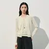 Tejido de punto de seda de primavera de manga larga cuidadosamente seleccionado para mujer, top de seda para mujer, cárdigan jacquard holgado para usar en capas