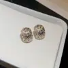 Brincos de Zircônia Dourada Café com Laço Geométrico e Pérola em Gota Estilo Retro Francês Brincos de Tarraxa Nicho Sensação de Alto Padrão Joias para Orelha