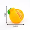 Miniaturas creativas de paisaje de medio corte de manzana y sandía, decoraciones DIY temáticas de comida, accesorios colgantes y pequeños adornos de escritorio