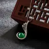 Colar de Ágata Estilo Étnico Vintage Pingente de Pena Simples para Mulheres Pingente de Calcedônia Verde Colar de Corrente Clavicular Joias