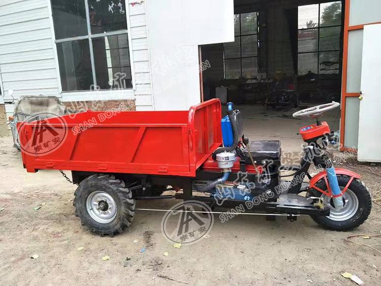 矿用三轮车2