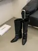 Botas Femininas Elegantes de Couro Acima do Joelho, Estilo Novo Outono/Inverno 2026, Salto Bloco, Bico Fino, Tira com Fivela, Salto Empilhado