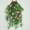 Cesta colgante de pared con rosas artificiales, decoración de enredadera de flores falsas para pared interior de sala de estar, colgante de pared de rosa de esquina de enredadera de plástico colgante