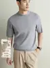 Suéter de malha de manga curta masculino yingao, gola redonda, outono e inverno, textura listrada vertical, estilo old money, caimento justo, suéter masculino cross-border