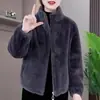 Abrigo de Felpa Doble Cara de Franela para Mujer, Nuevo Estilo de Invierno, Madres de Mediana Edad, Muy Atractivo y Elegante, Top Corto Popular de Este Año