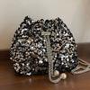 2025 Nuevo Bolso Bandolera de un Hombro Estilo Coreano Cubo Trendy Versátil Bolso de Noche Moda Personalidad Bolso de Lentejuelas para Mujer