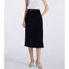 Falda Negra Elegante Adelgazante de Nuevo Estilo para Mujer, Primavera Temprana 2026, Falda Lápiz Recta con Caída Estilo Hepburn Francés