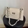 Bolso de Hombro de Cadena con Patrón de Diamantes para Mujer, Nuevo Modelo de Verano 2026, Bolso Pequeño Cuadrado Exquisito y de Alta Gama para el Día a Día, de Hombro Único o Cruzado