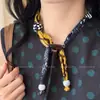 Original! Lenço-Colar de Seda com Estampa de Leopardo Melard na Cor Café para Mulheres, Corrente de Suéter com Design Retrô Único, Acessório com Contas