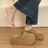 Sandalias cerradas tipo Birkenstock de suela gruesa para aumentar la altura para mujer, nuevas sandalias casuales slip-on de otoño/verano