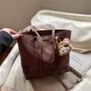 Bolso Tote Retro de Gamuza para Mujer, Temporada Primavera 2026, Bolso de Hombro de Aspecto Elegante y Moderno, Bolso Grande de Capacidad para el Trabajo