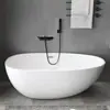 Banheira acrílica integrada e sem emendas para uso doméstico, adequada para hotéis independentes, pousadas de luxo e apartamentos pequenos; um design popular
