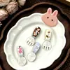 Original Nuevo Tenedor Cuchara Acrílico Pasador para el Cabello Lindos Animalitos Pequeños Clip para Flequillo Lateral Estilo Celebridad de Internet