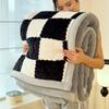 Manta de invierno gruesa de tres capas, acolchada, de doble cara, de franela coral y lana de cordero, ideal para la siesta en la oficina.