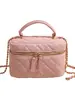 Bolsa Transversal de Ombro Único para Mulheres Estilo Verão 2026 Mini Bolsa Matelassê Versátil para o Dia a Dia Pequena Bolsa de Caixa com Corrente Estilo Chanel